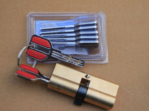 汕头市24小时上门开锁公司